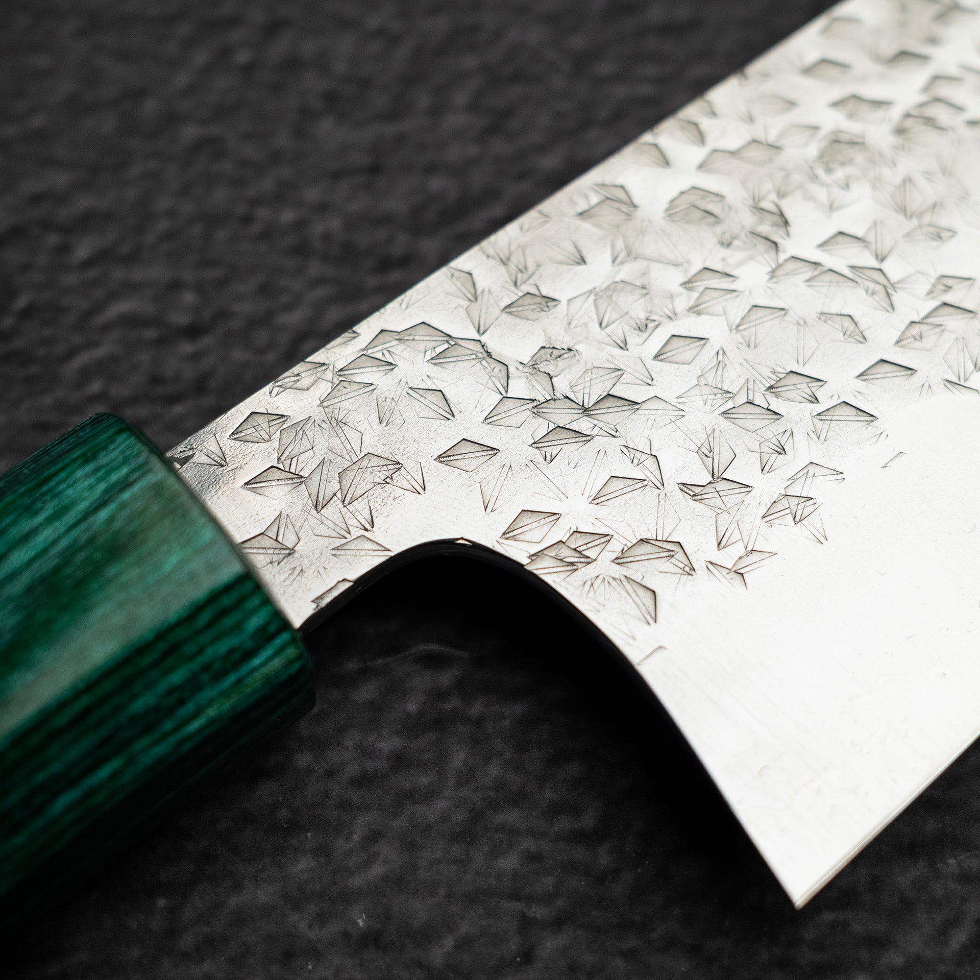 DSC_1189.jpg Makato Kurosaki Samidorizuki SGStrix Santoku 170mm, view 5