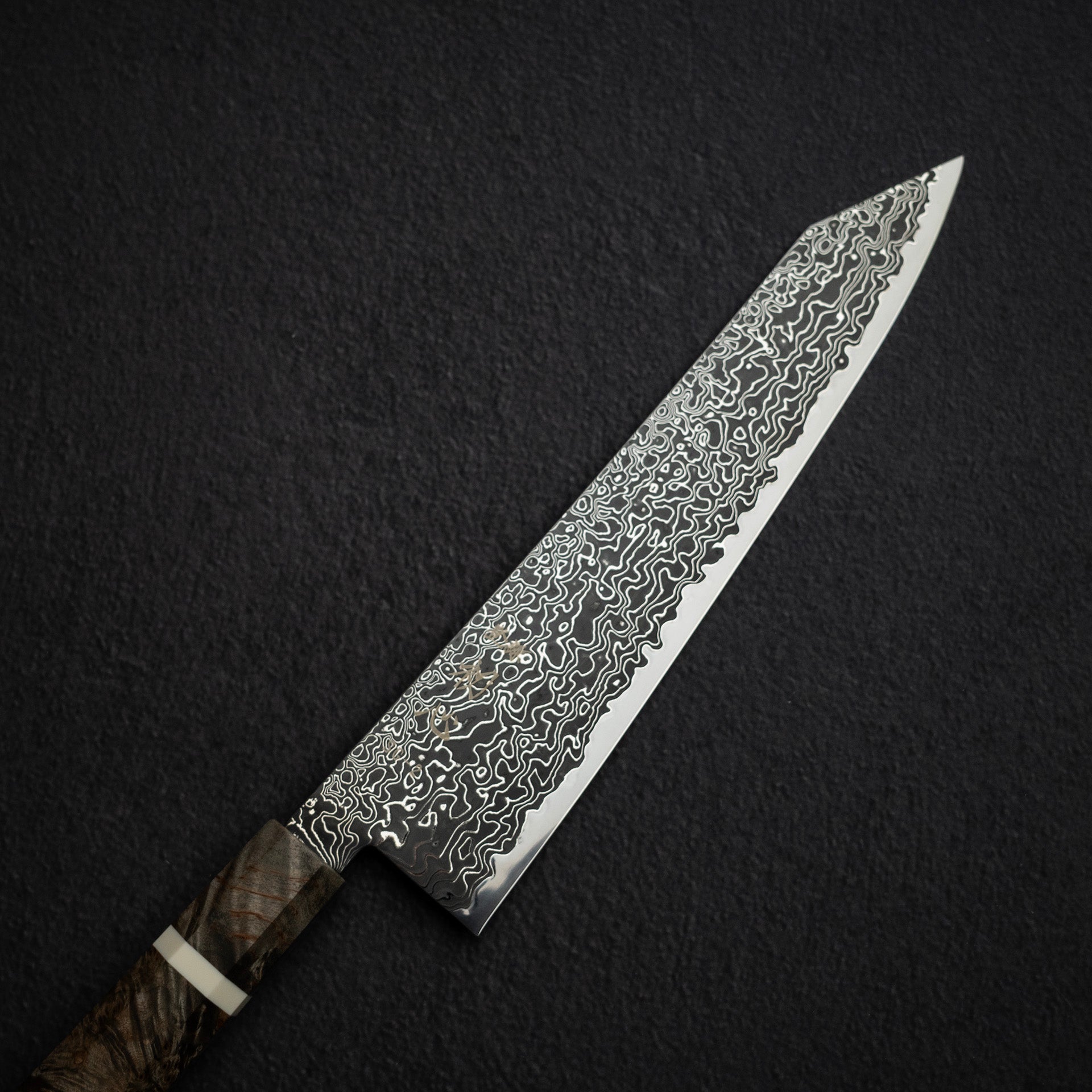 DSC_9992.jpg Hatsukokoro Ryuhyo SG2 Black Damascus K-tip Gyuto 240mm Birch, view 3