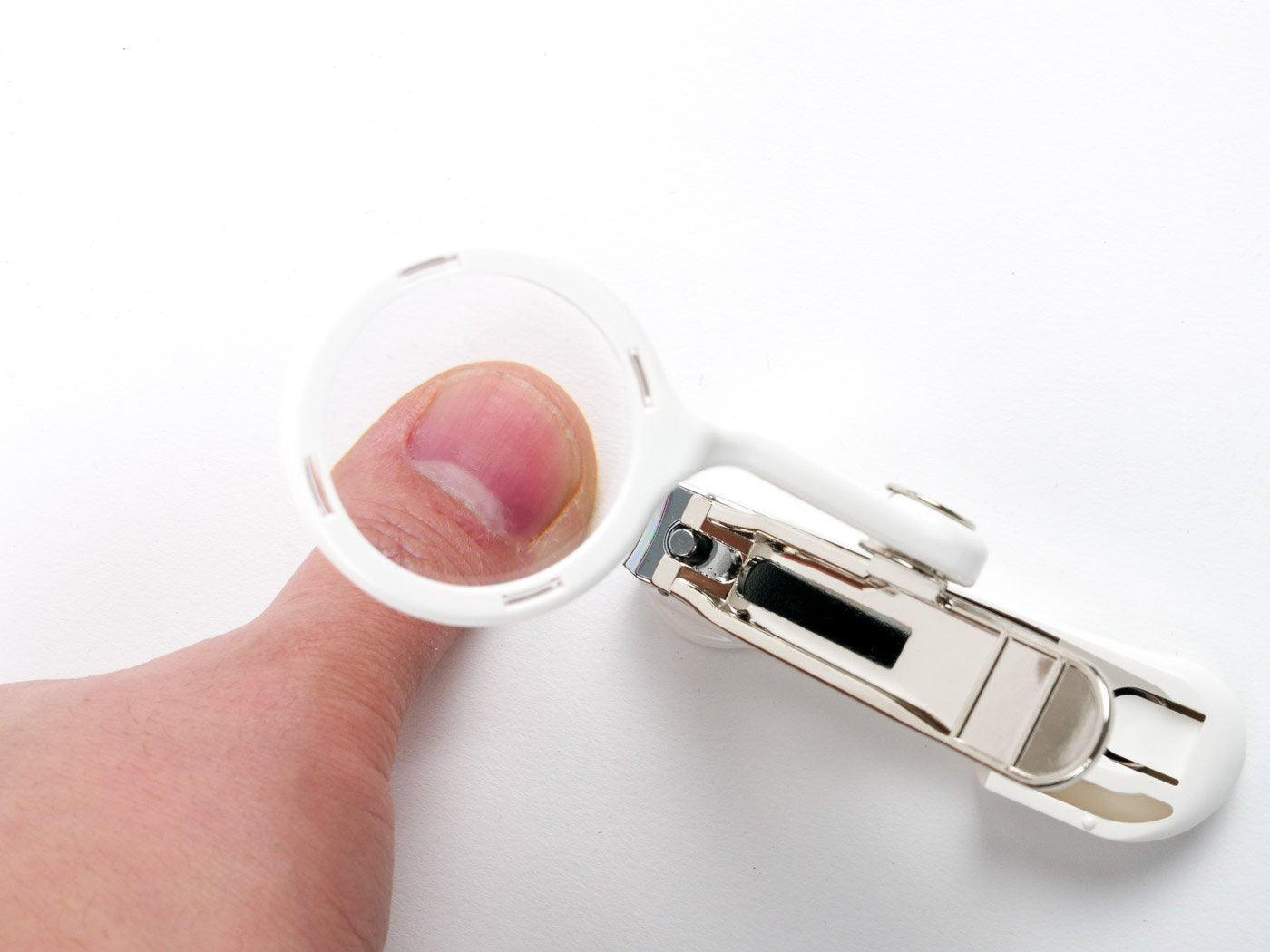 GreenbellG1004b.jpg GreenBell Takumi No Waza Nail Clipper with Magnifying Glass G-1004, view 2