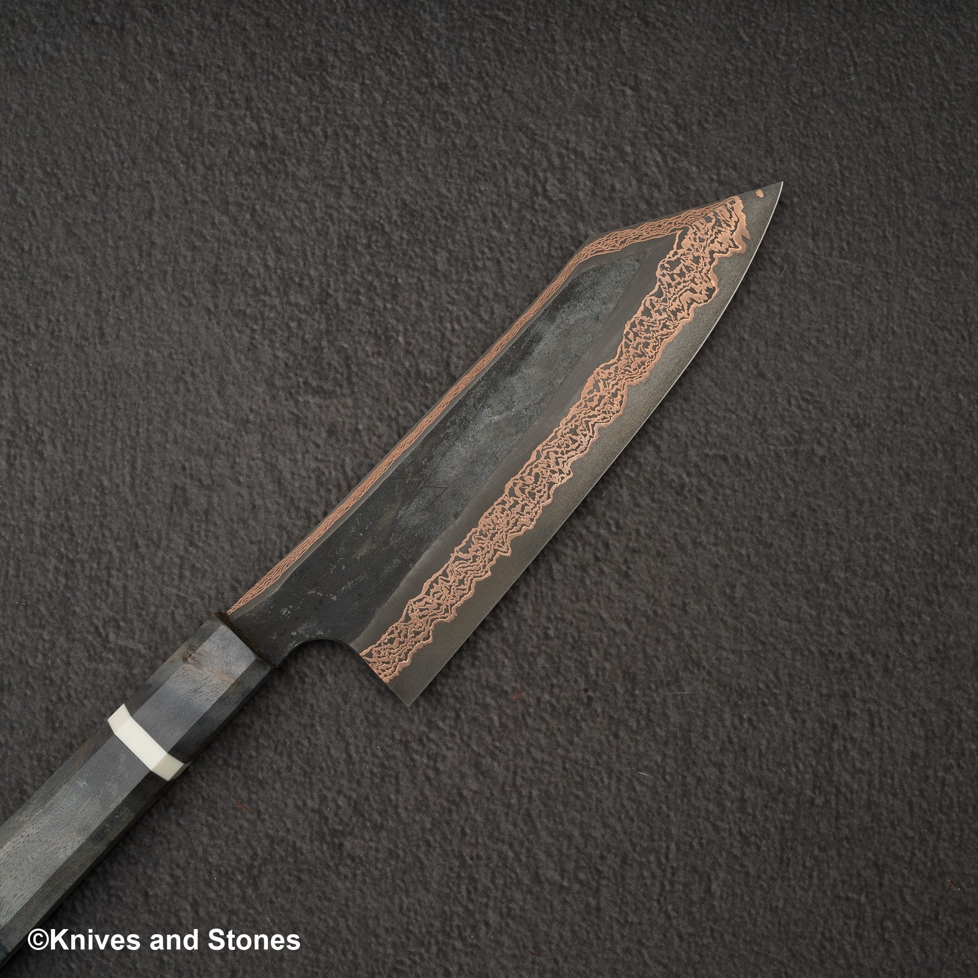 Hatsukokoro x Nigara Yorokobi SLD Copper Damascus Bunka 180mm Birch Handle, view 3