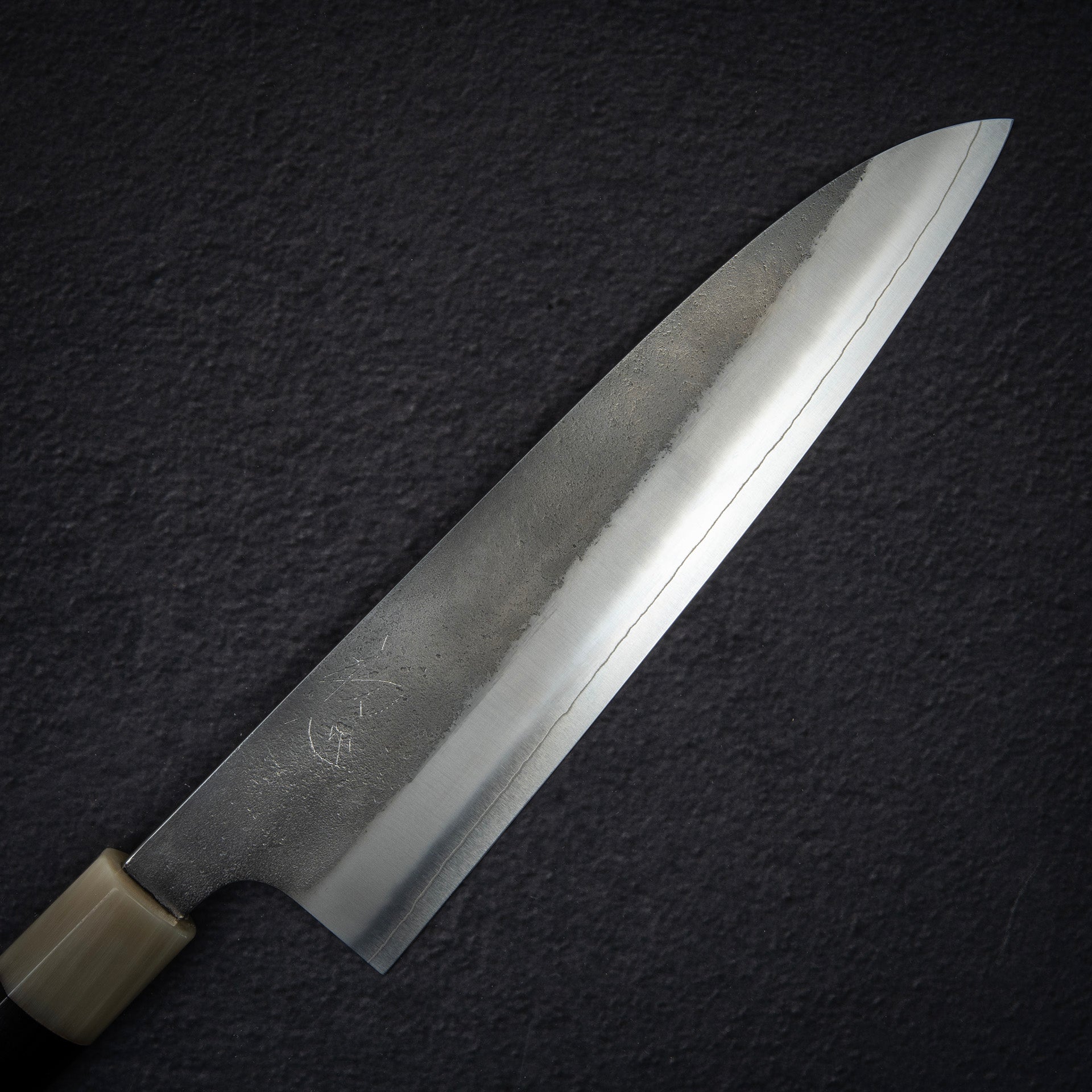 HatsukokoroxYoshikaneSKDNashijiGyuto210mmExtraTall_Heart-shapedEbonyHandlej.jpg Hatsukokoro x Yoshikane SKD Nashiji Gyuto 210mm Extra Tall, Heart-shaped Ebony Handle, view 3