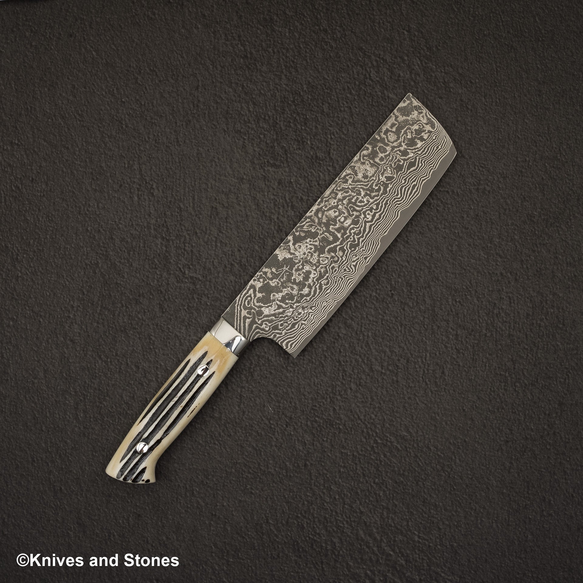SajiboneR2Nakiri-20250328-05.jpg Takeshi Saji SG2 Black Damascus Nakiri 175mm Stag Handle, view 2