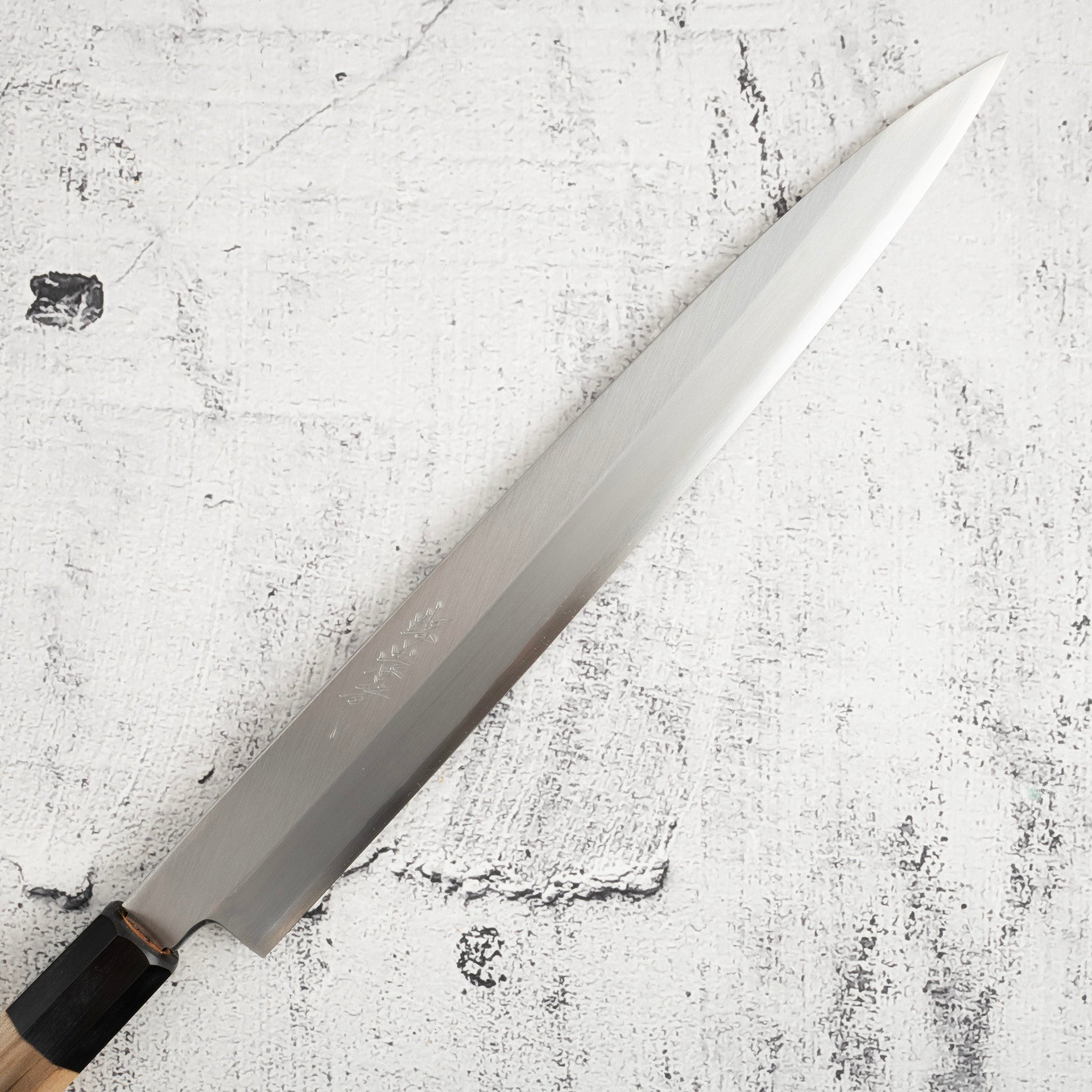 SakaiTakayukiGinsanYanagiba270mmb.jpg Sakai Takayuki Ginsan Yanagiba 270mm, view 2