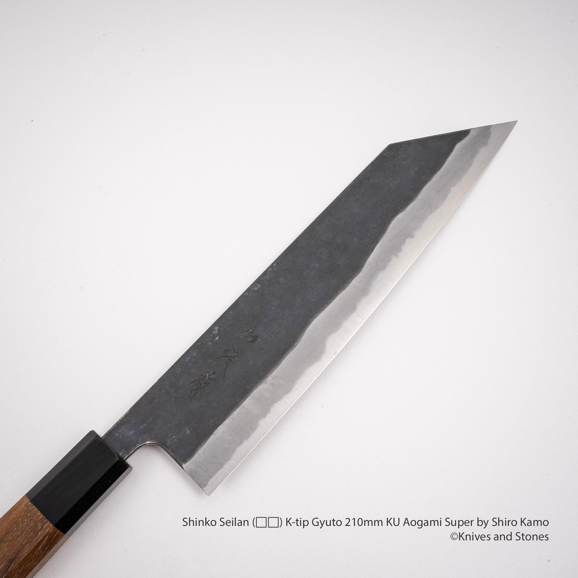 ShinkoSeilan_K-tipGyuto210mmKUAogamiSuperbyShiroKamoE.jpg Shinko Seilan (青岚) K-tip Gyuto 210mm KU Aogami Super by Shiro Kamo, view 3