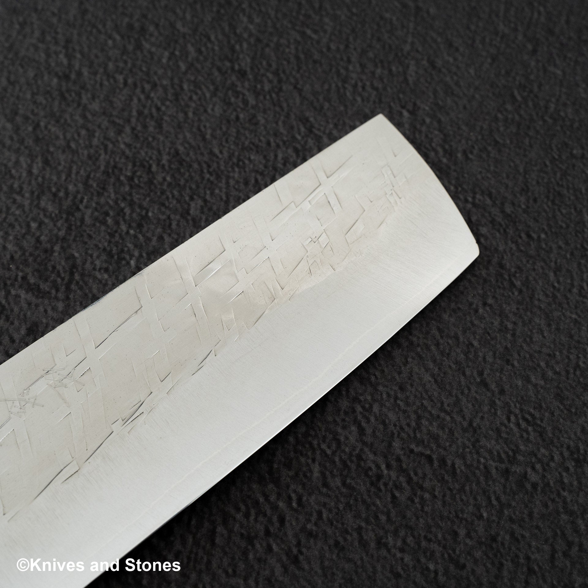Takeshi_Saji_SRS13_Nakiri_165mm_Western_Amboyna_Handle_SP1-20240910-02.jpg Takeshi Saji SRS13 Nakiri 165mm Western Amboyna Handle, view 2